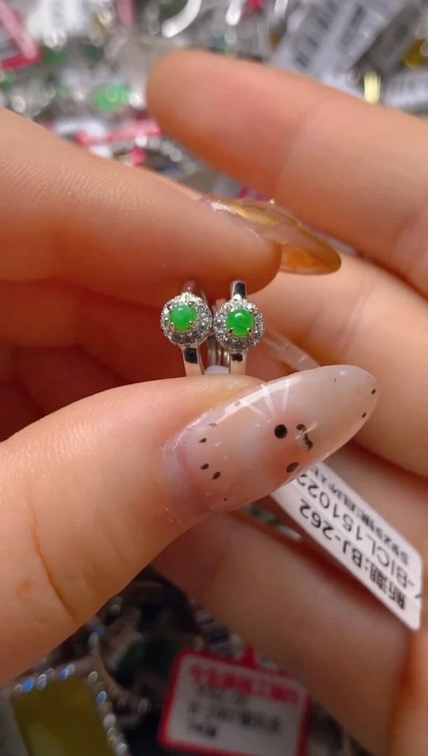 银S925镶嵌戒指翡翠百内无证书