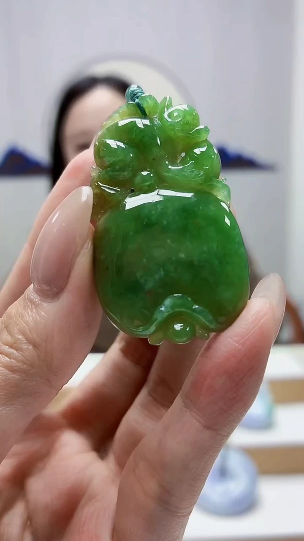 未镶嵌定制翡翠4852MM-毛货挂件49