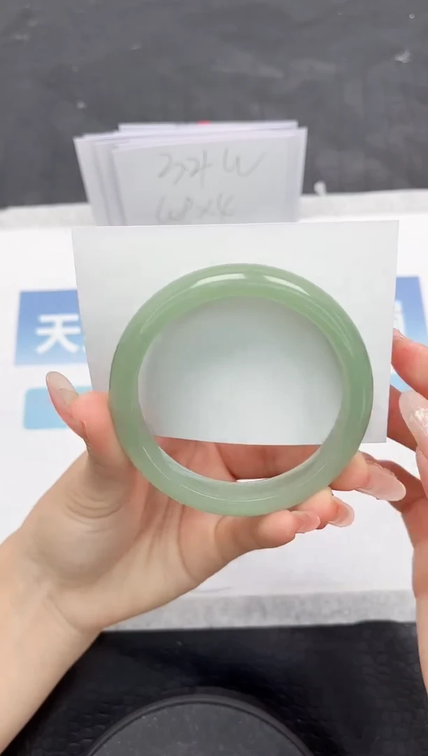 【闪购商品】石英质玉手镯未镶嵌Y241-58.2