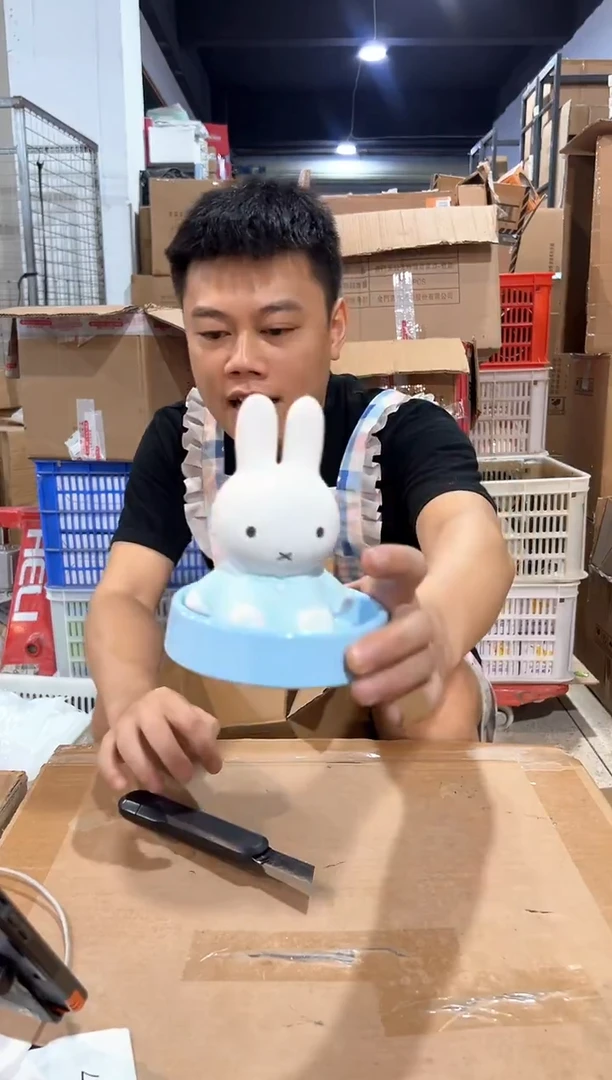 瓷片米菲兔加湿器