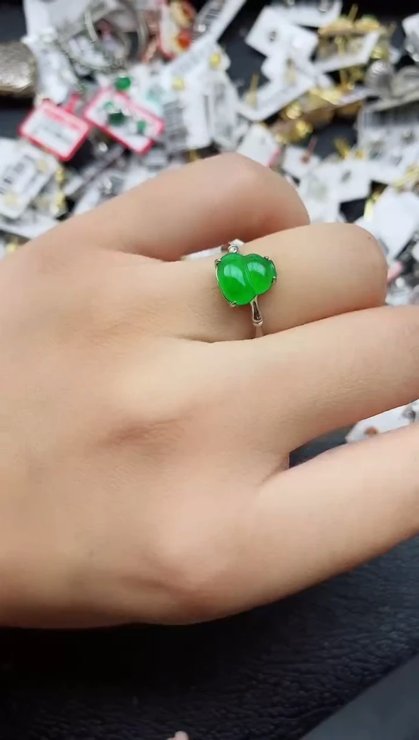 银S925镶嵌戒指翡翠1