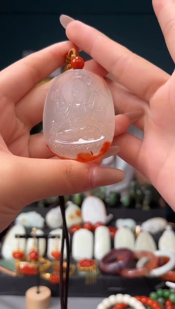 南红玛瑙未镶嵌颈饰吊坠