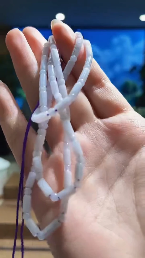 翡翠未镶嵌颈饰MFC072844多样性发其一