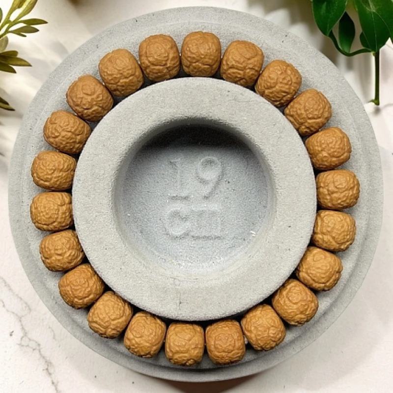 精品猴头雕刻荔枝纹饕餮