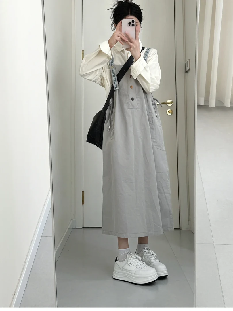 2025新款春秋高级感显瘦衬衫上衣宽松慵懒风休闲灰色背带裙两件套