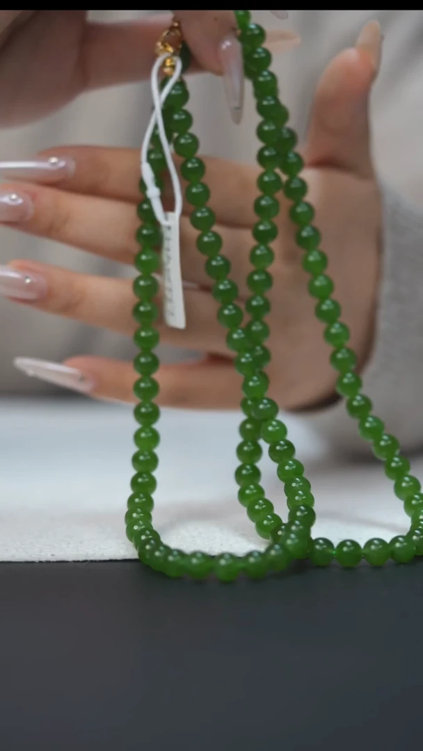 项链未镶嵌和田玉乌兰乌德高色苹果绿108颗卡8mm HA00777