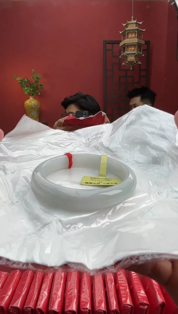未镶嵌手镯翡翠翡翠手镯2