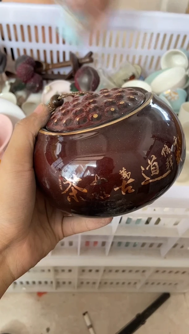 无运费险有瑕疵的摄影的产品有使用过的痕迹有点脏介意勿拍