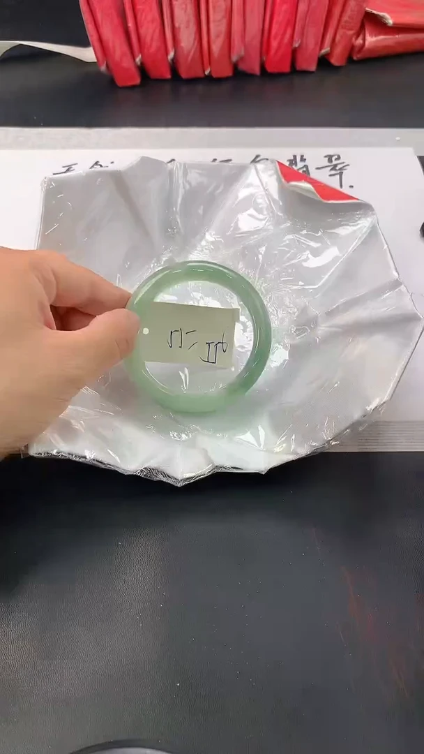 翡翠手镯未镶嵌217