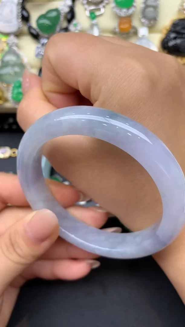 翡翠手镯未镶嵌370-雪姐翡翠天天见
