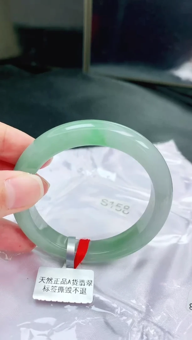 未镶嵌手镯翡翠缅甸天然A货翡翠手镯