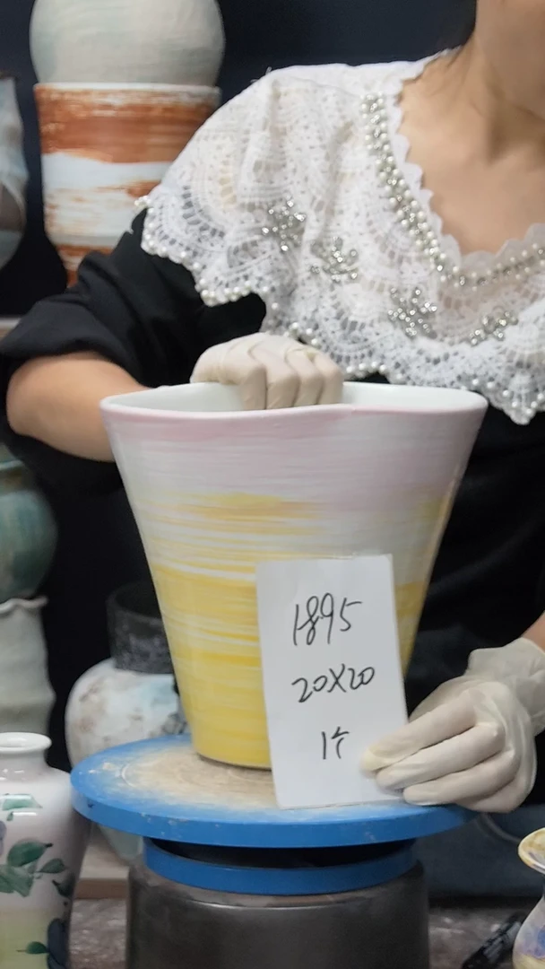 江西景德镇花盆微瑕1895