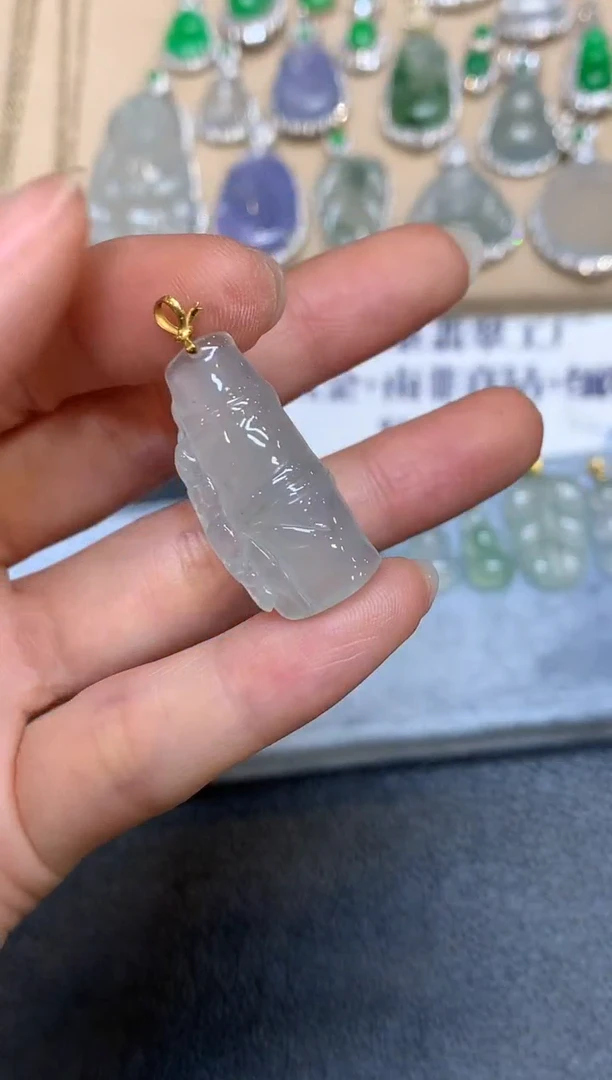 颈饰18K金镶嵌翡翠竹节【无服务费