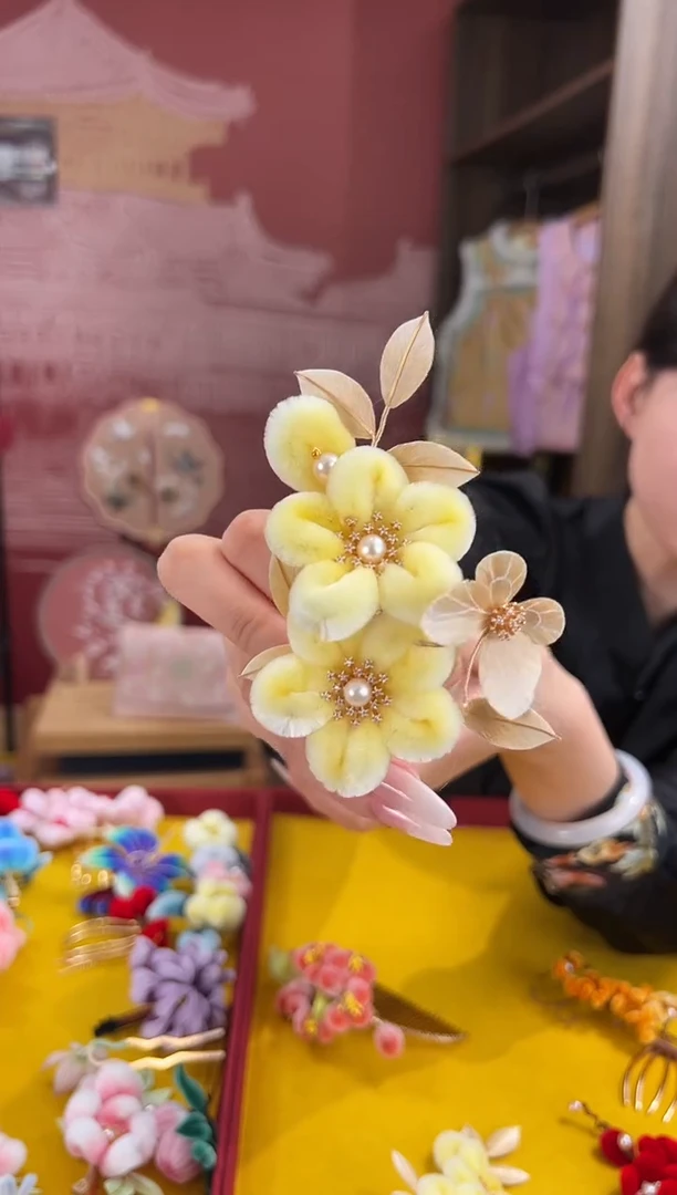 【闪购商品】刺绣非遗绒花（发饰）