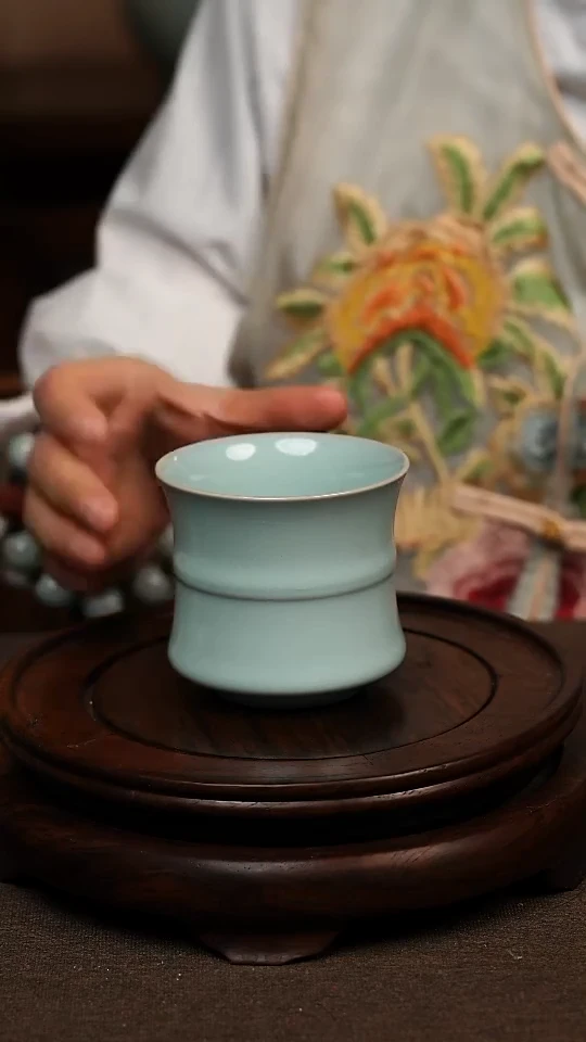 瓷片天青色全手束腰杯170ml微瑕不带礼盒