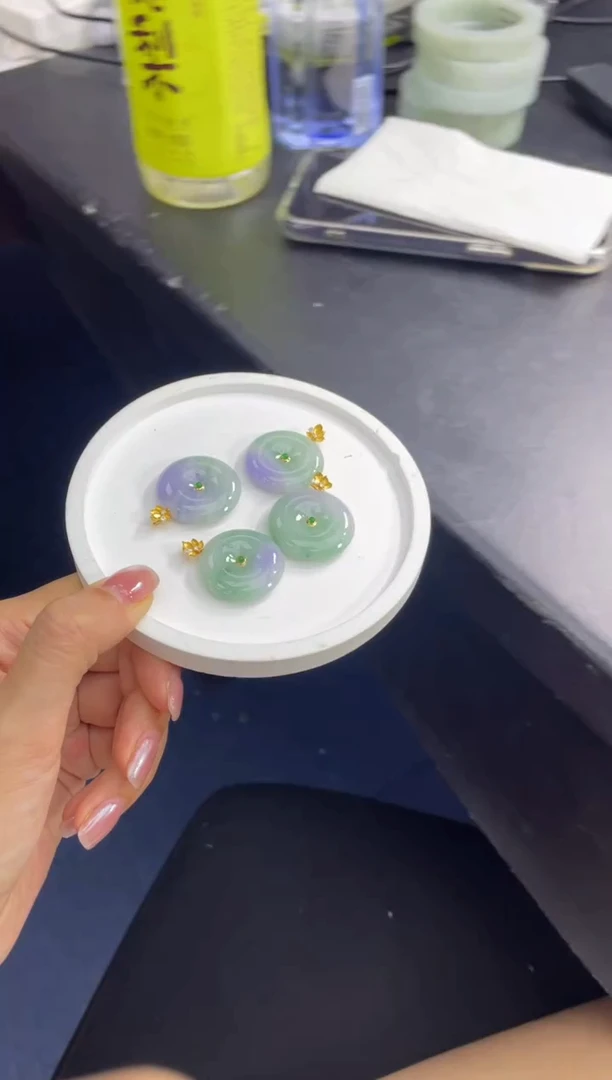 18K金镶嵌定制翡翠DDJ53101/多样性发一件