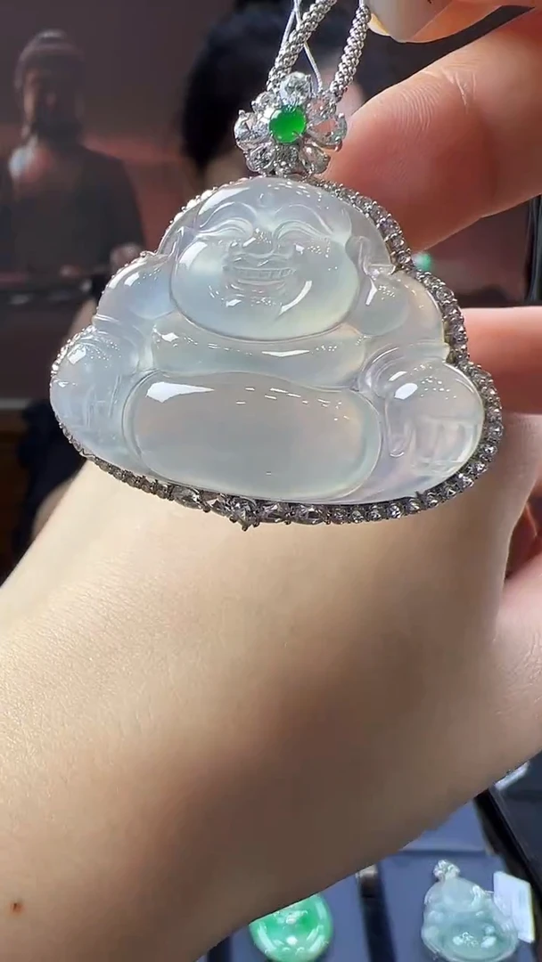 18K金镶嵌挂件翡翠佛公