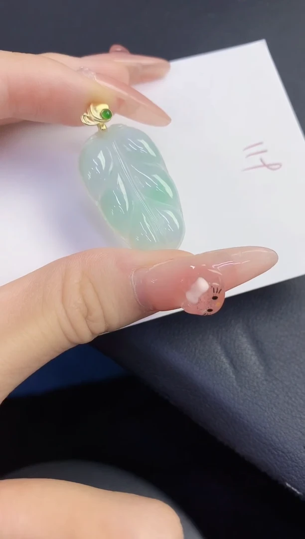 颈饰未镶嵌翡翠缅甸天然翡翠A货