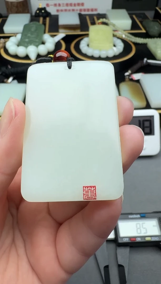 颈饰未镶嵌和田玉?4