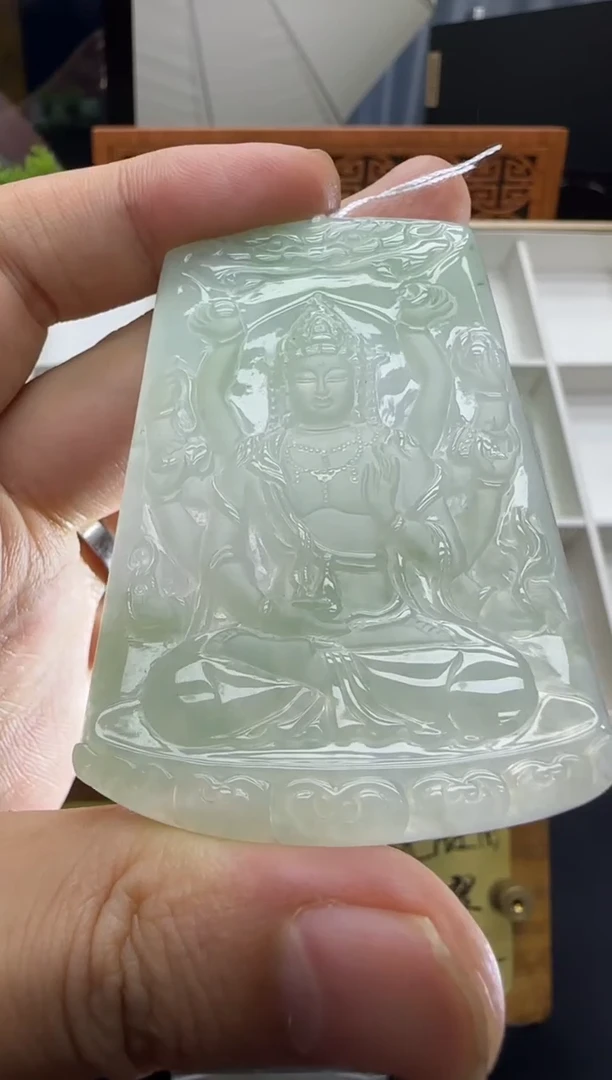 翡翠挂件未镶嵌A货翡翠多样性孤品