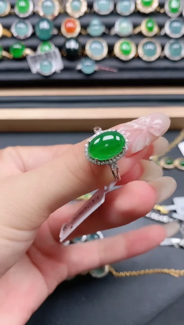 翡翠戒指银S925镶嵌111111