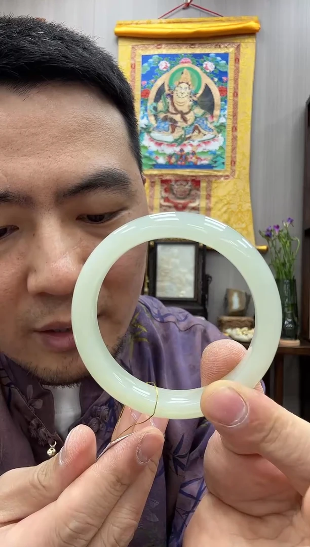 【闪购商品】和田玉手镯未镶嵌59.5  168