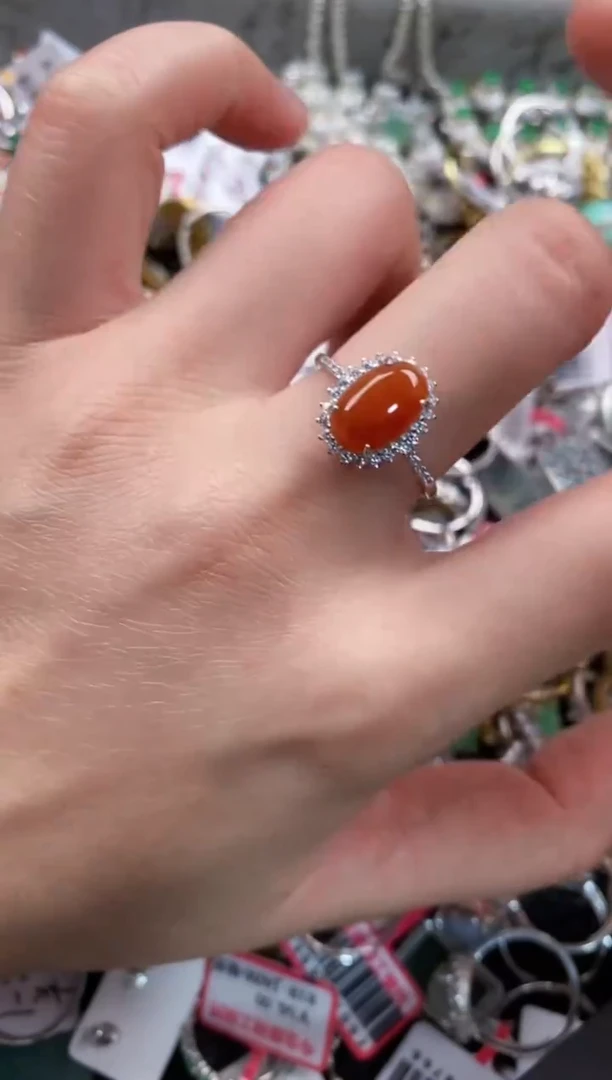 银S925镶嵌戒指翡翠888            3