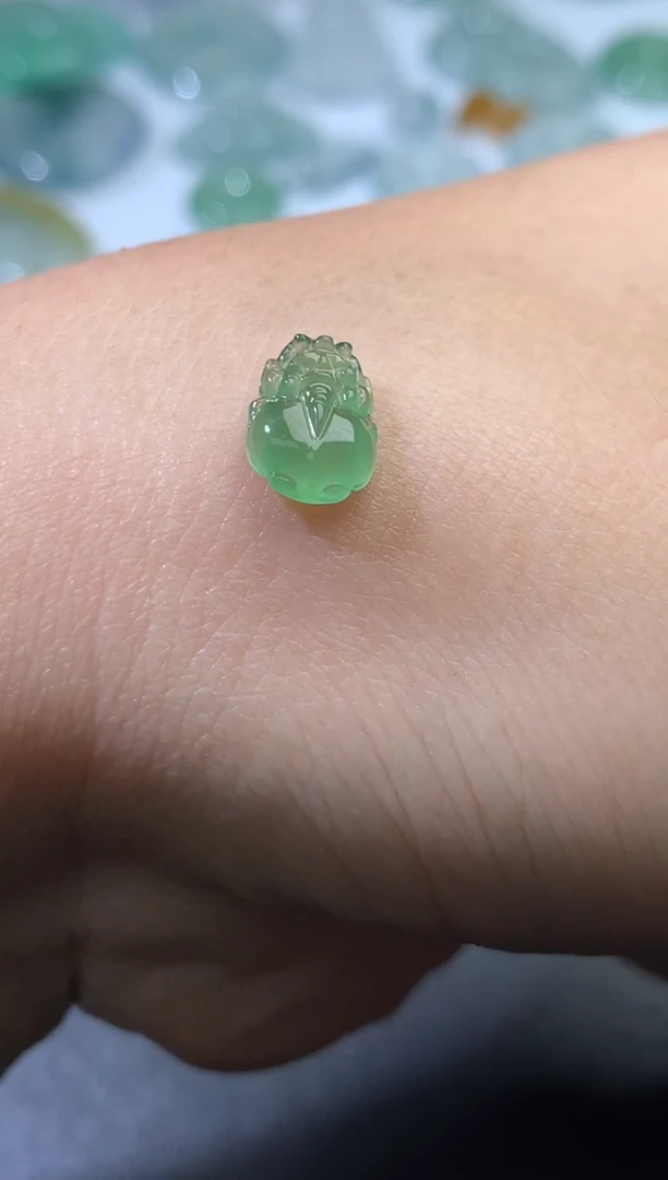 未镶嵌定制翡翠毛货