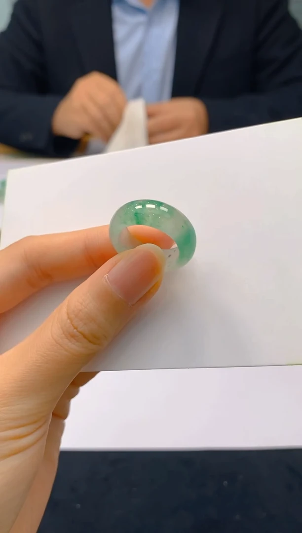 【闪购商品】石英质玉戒指未镶嵌冰美人非洲翠012