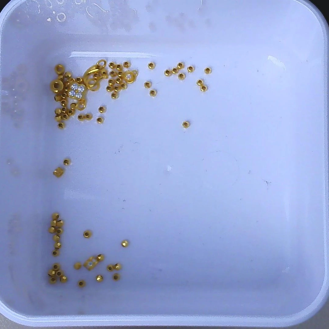 黄金足金小金 豆