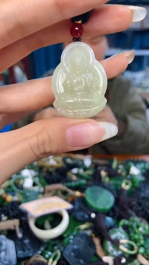 未镶嵌和田玉挂件1