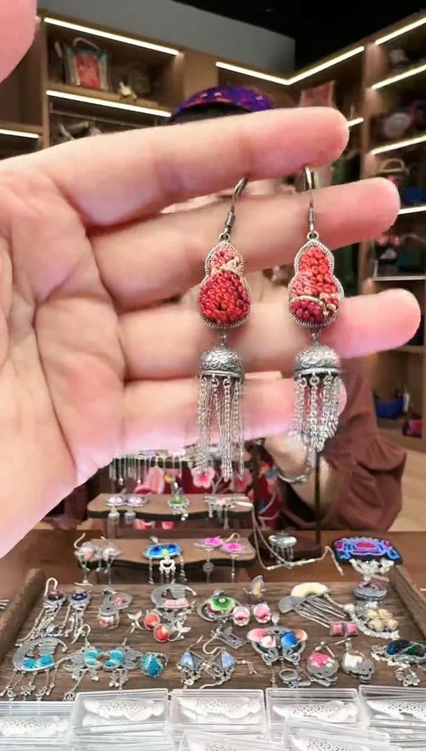 【闪购商品】织绣222黔东南苗族刺绣