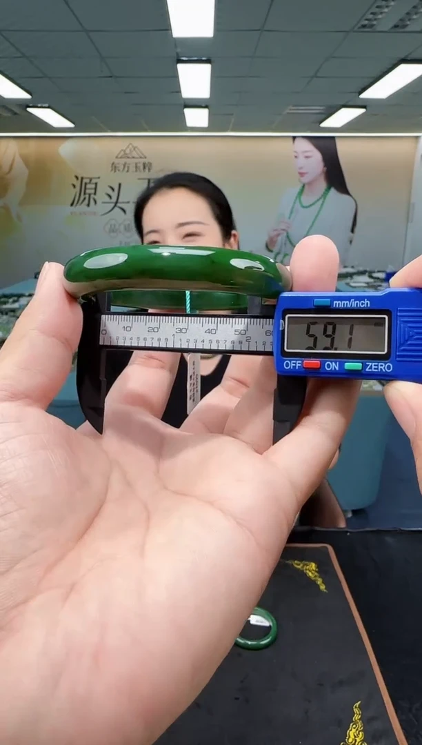 未镶嵌手镯和田玉多样性发货 拍一发一