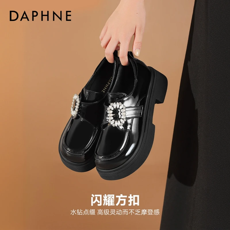 达芙妮女鞋乐福鞋2025新款夏季时尚水钻单鞋厚底英伦风款头小皮鞋