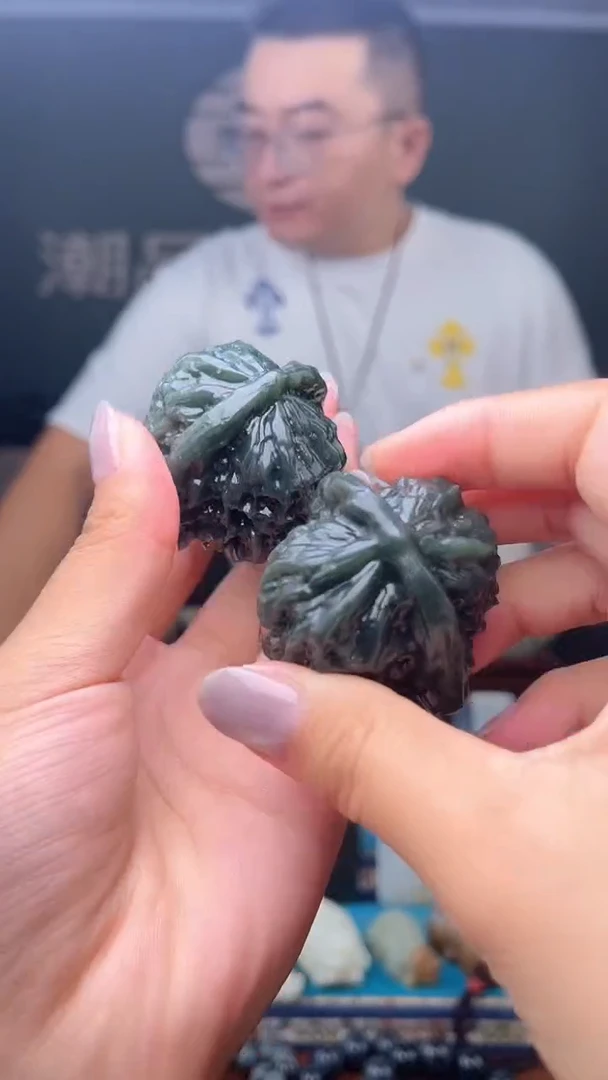 未镶嵌和田玉挂件1