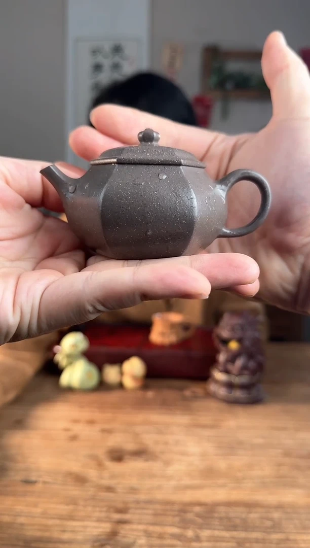 【闪购商品】紫砂茶壶小六合   豆碧