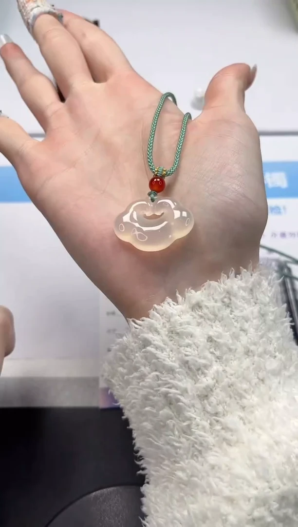 【闪购商品】石英质玉手镯未镶嵌吊坠