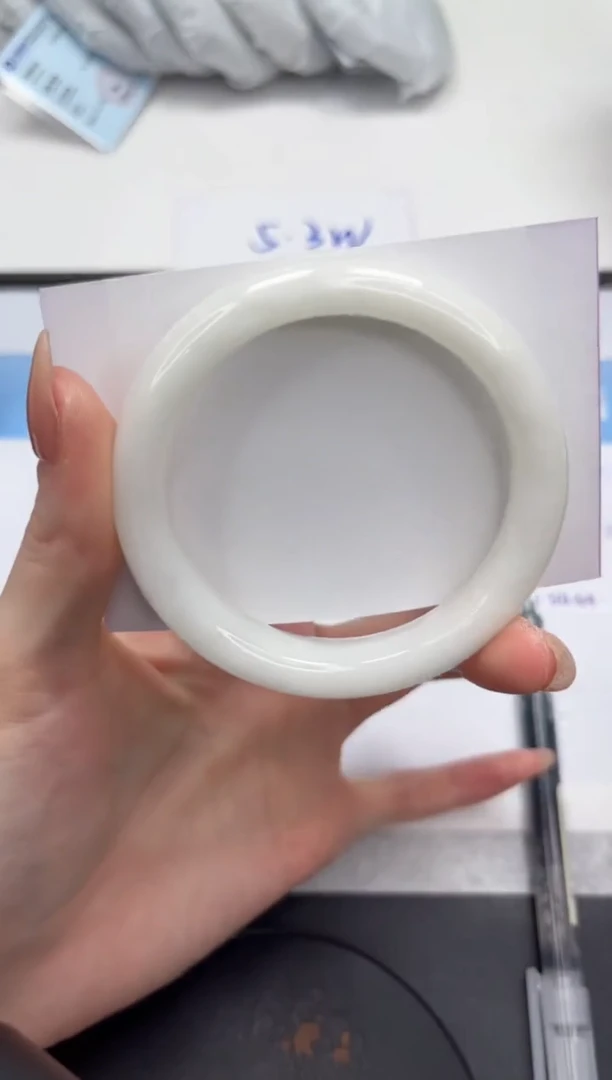 和田玉手镯未镶嵌V269-57.5