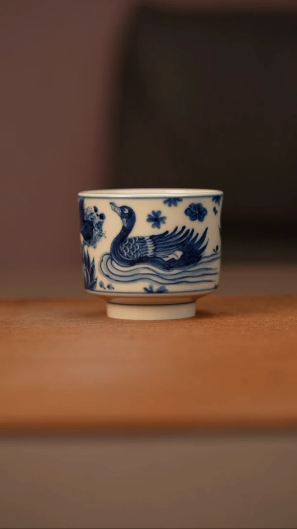 陶瓷幽蓝溪堂满池娇直口杯（2号釉）