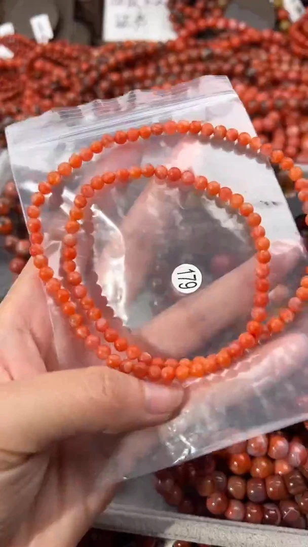 南红玛瑙手串未镶嵌1