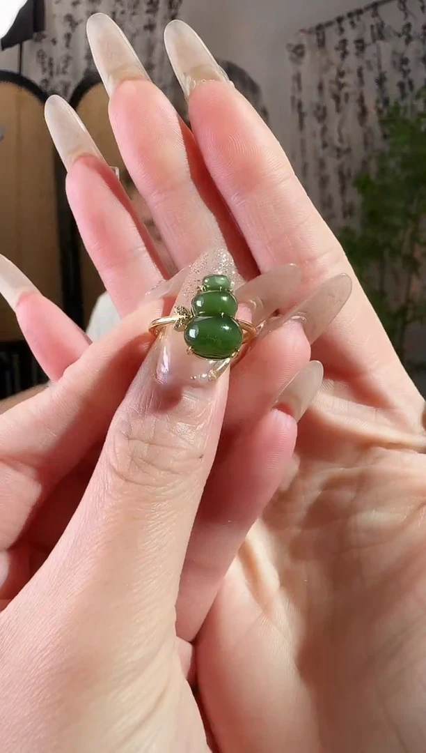 银S925镶嵌戒指和田玉碧玉戒指