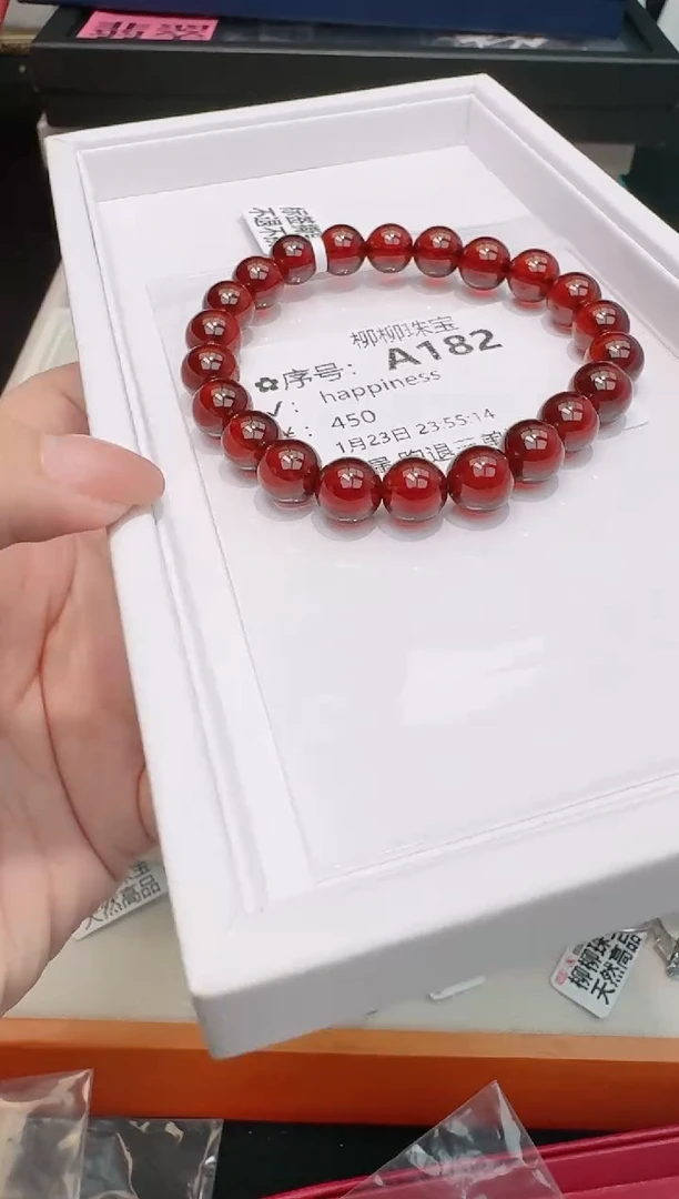 【闪购商品】石榴石手串未镶嵌多样性发一A182