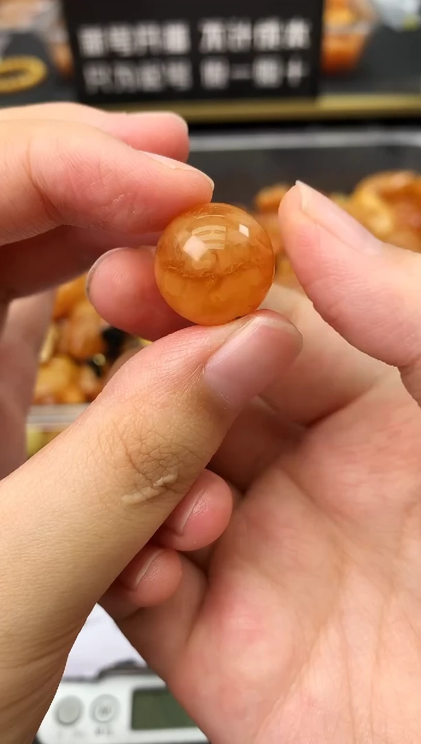 蜜蜡未镶嵌珠宝奇石120