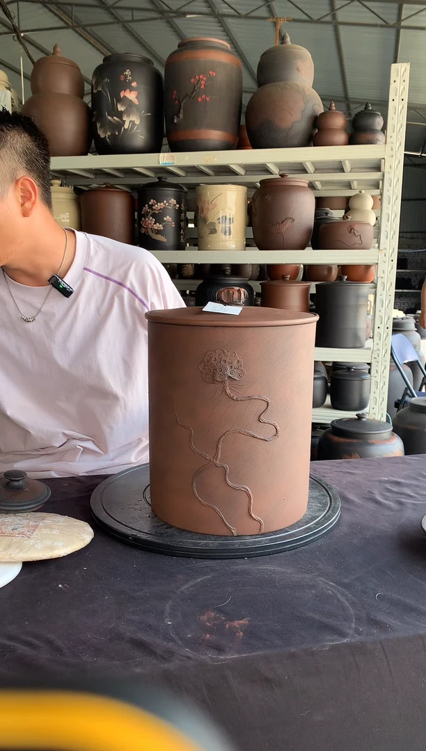 罐菩提纹莲子11饼茶叶罐