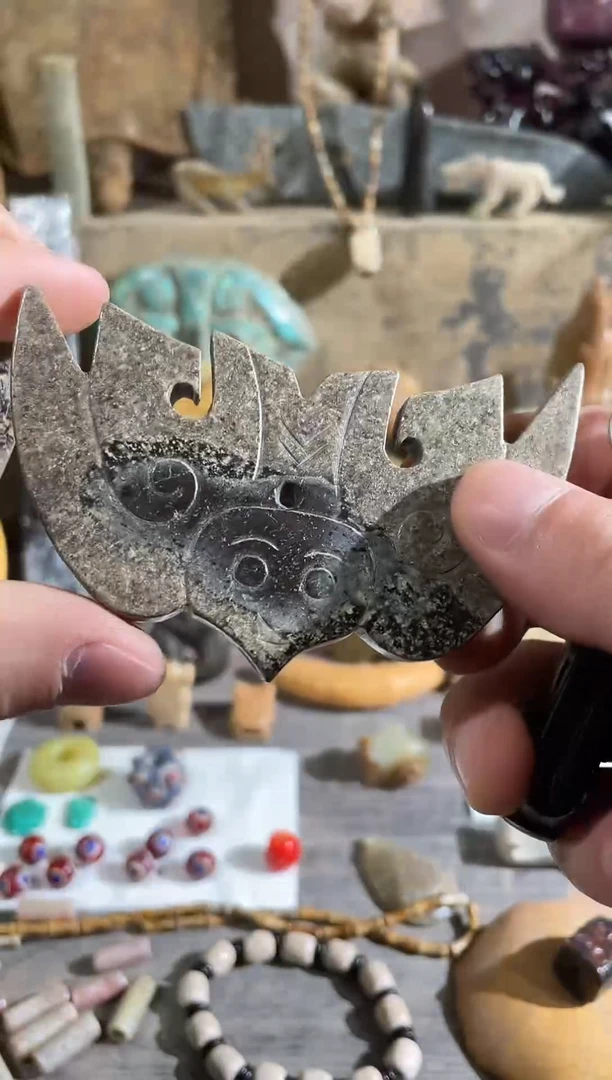 未镶嵌和田玉（糖玉）挂件1