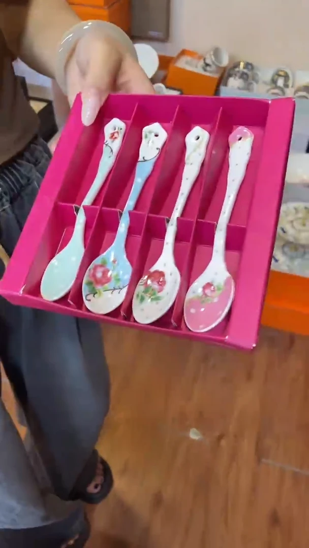 杯鸿辉家品牌瓷器，京东包邮！