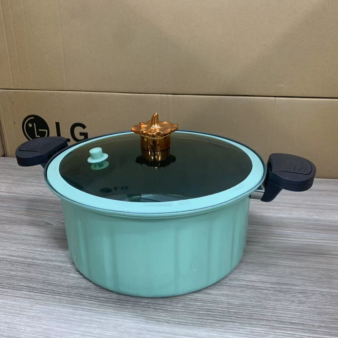 家用双耳带盖珐琅锅3