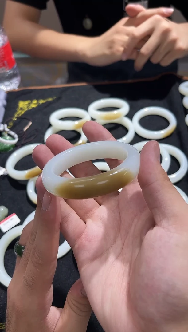 未镶嵌手镯和田玉a**m小艾多样性发货怕一发一