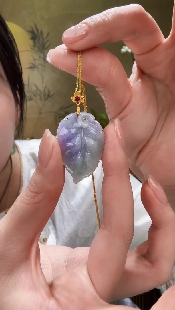 颈饰未镶嵌翡翠吊坠