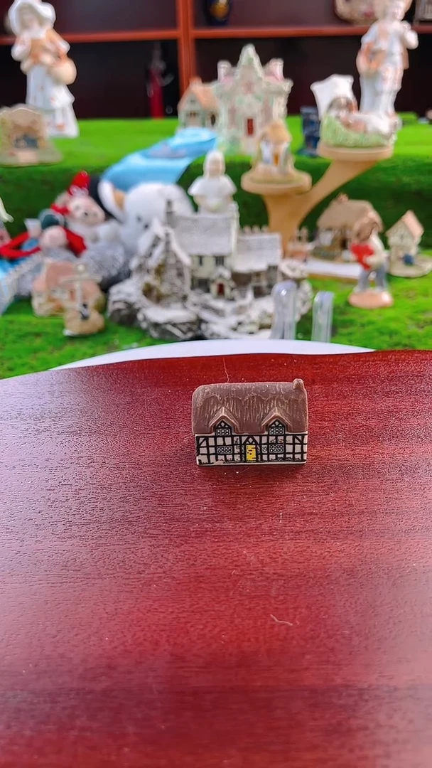 【闪购商品】紫砂茶宠Lilliput中古小房子